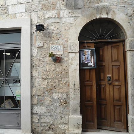 B&B Rosaspina Ascoli Piceno Buitenkant foto